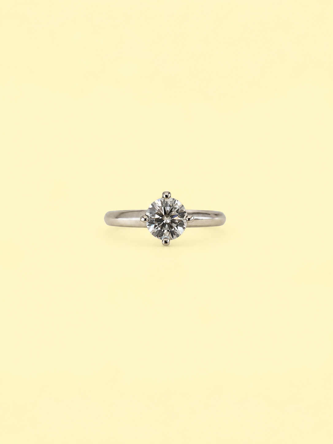 Round Majesty Window Ring