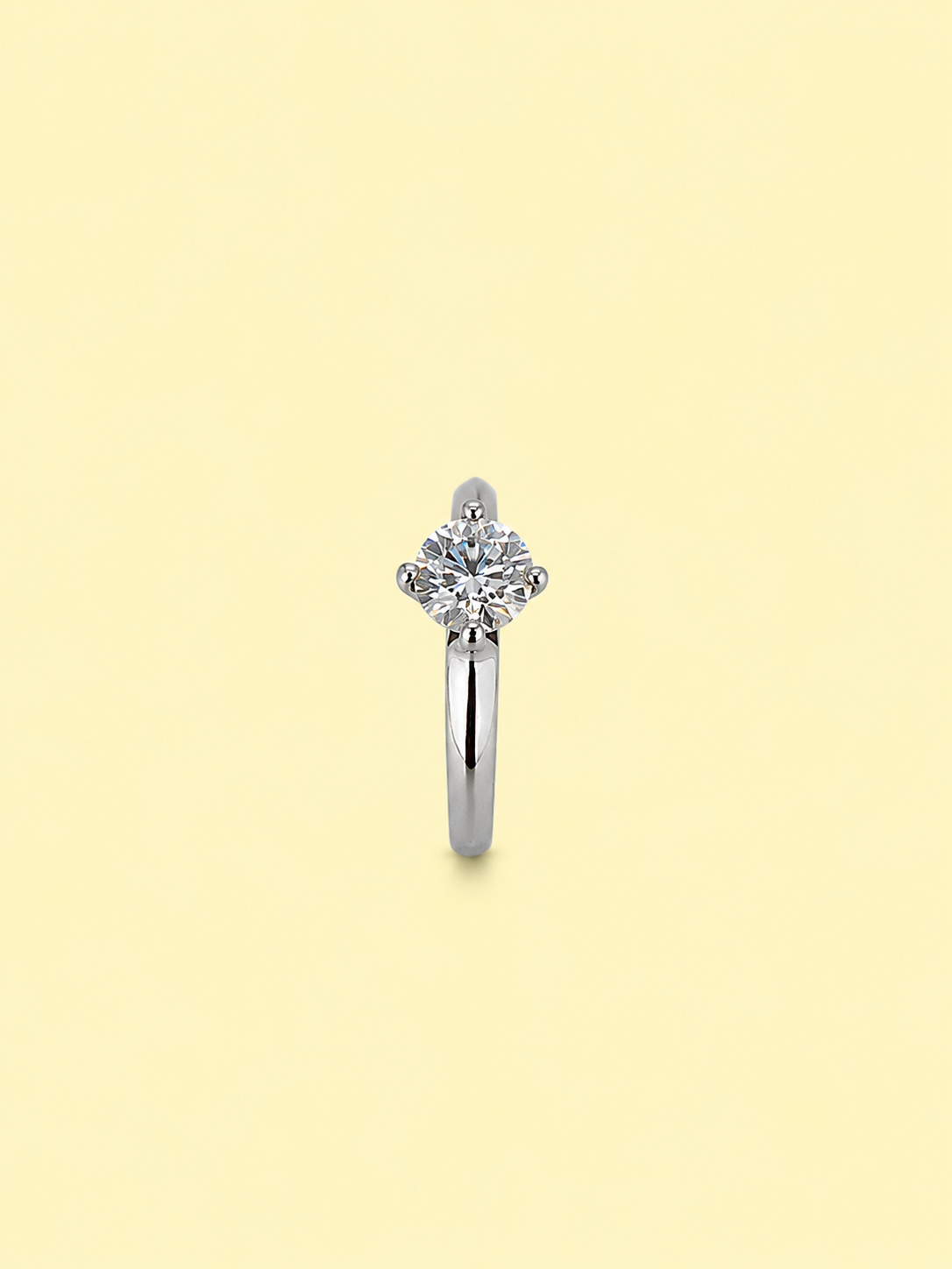Round Majesty Window Ring
