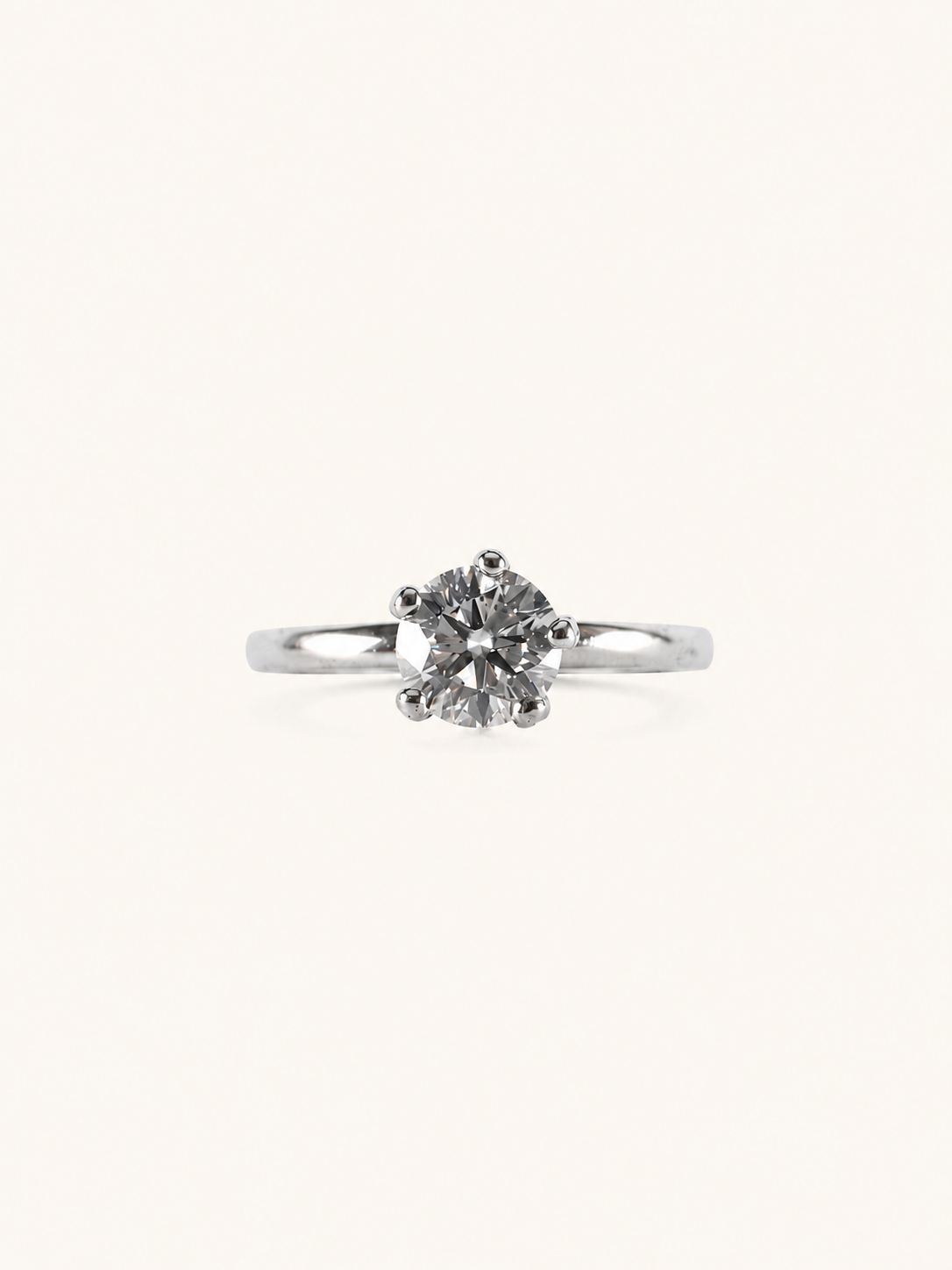 Round Majesty Ring