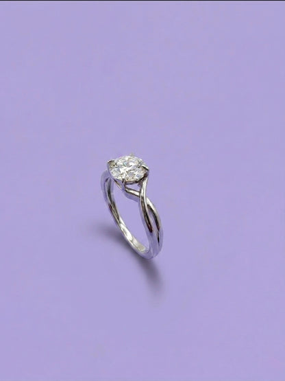 Round Twist Band Ring